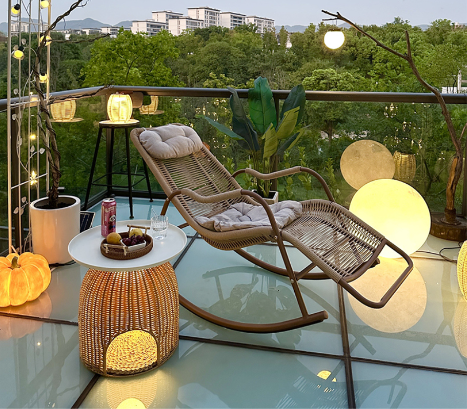 Lazy Rocking Chair/Rattan Recliner